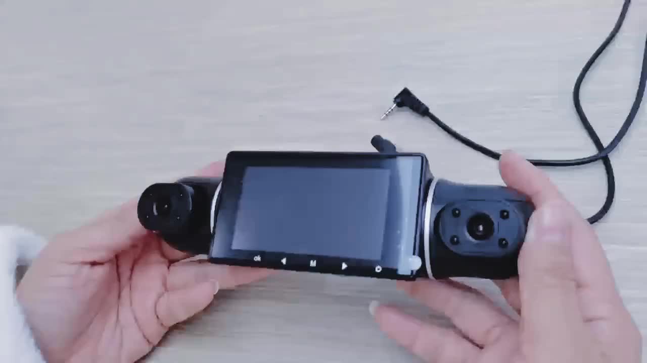1pc 1080P W2 dash camera 4 channels 4 lens FHD 1080P of vehicle models Dash camera with 360 degree font left right rear camera with WIFI support parking monitor, night version, WDR, G-sensor, Loop recording, voice recording