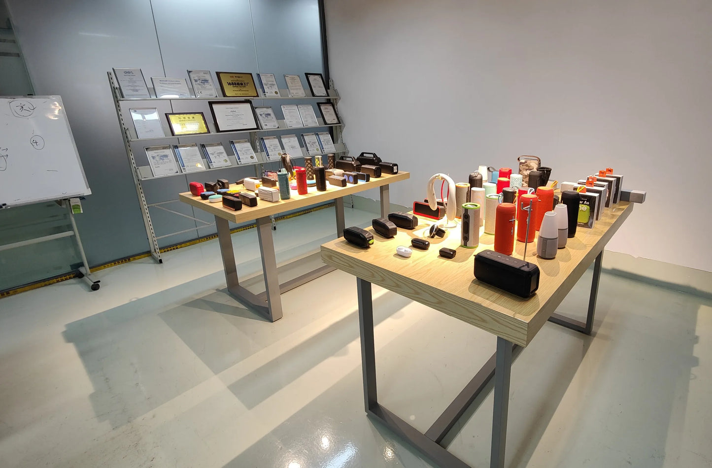 Heavy Deep Bass 3D Surround Outdoor IPX6 Waterproof Subwoofer Portable Bluetooth Wireless Speaker